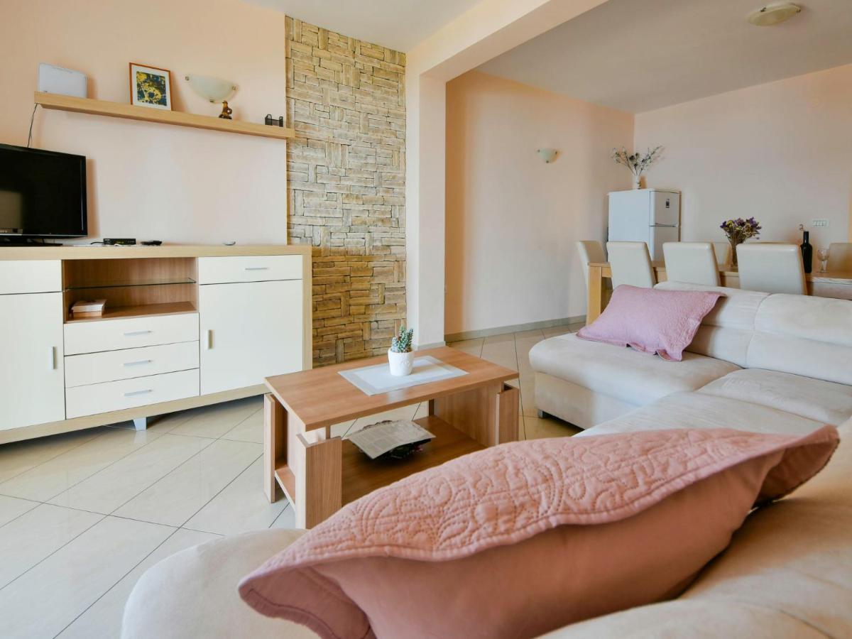 Apartment Tanja By Interhome Maslenica Exterior foto
